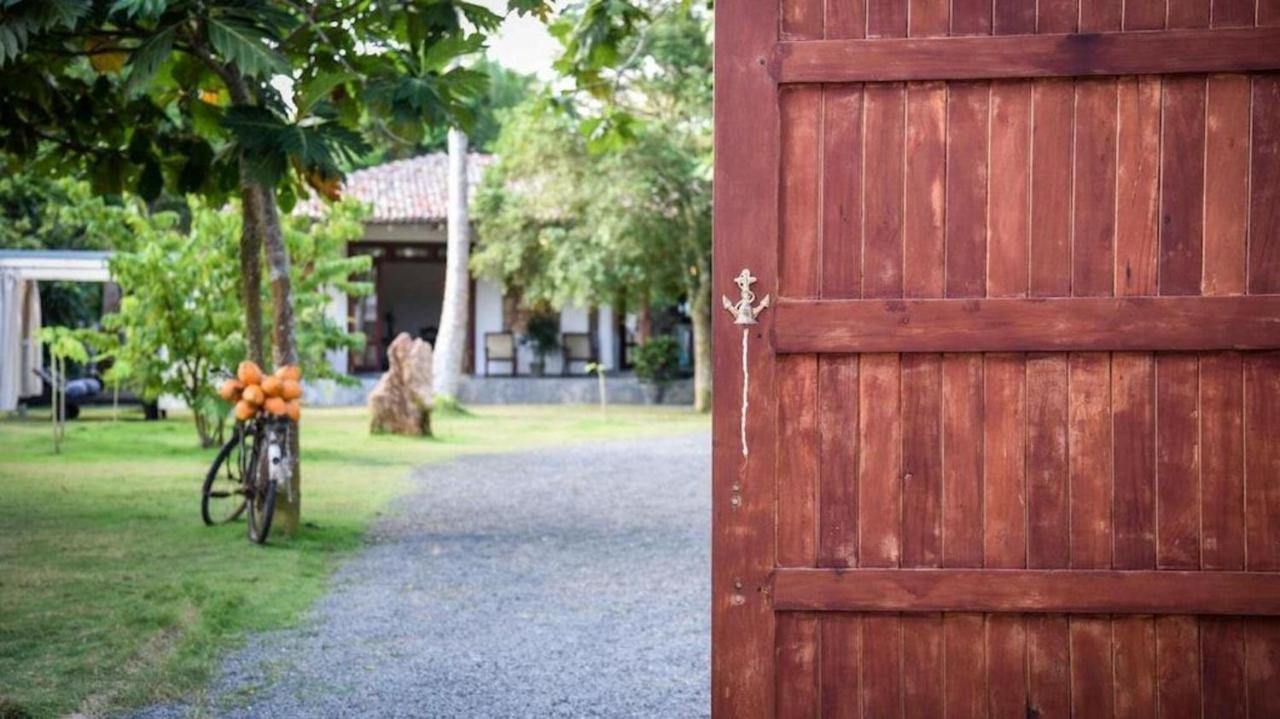 Antique Ceylon Villa Ahangama Buitenkant foto