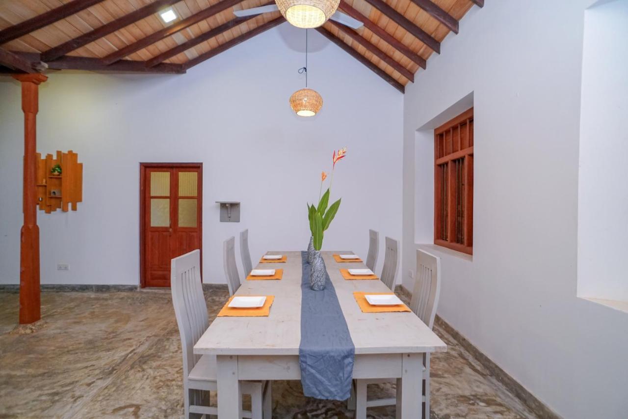 Antique Ceylon Villa Ahangama Buitenkant foto