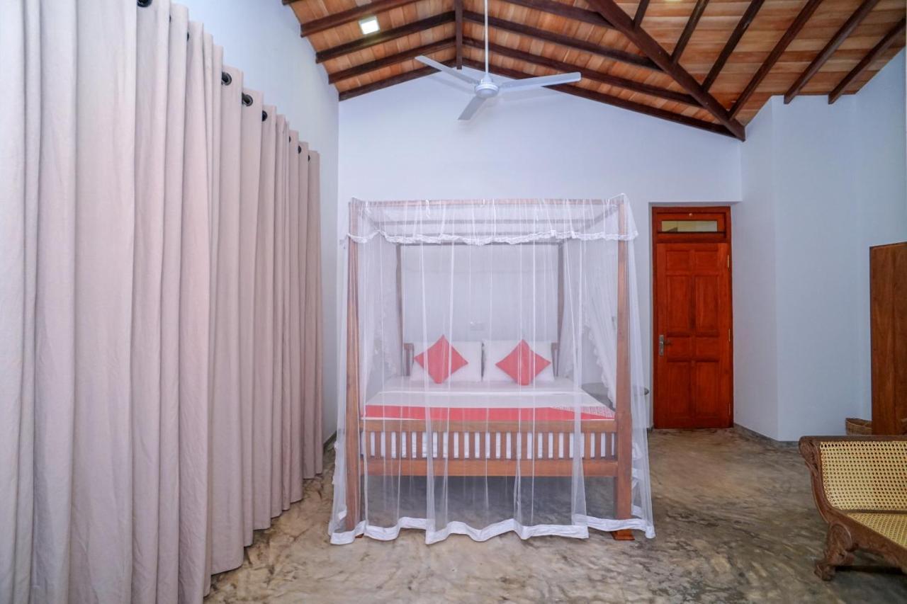 Antique Ceylon Villa Ahangama Buitenkant foto